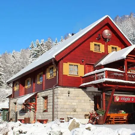 Three-bedroom Albrechtice 1